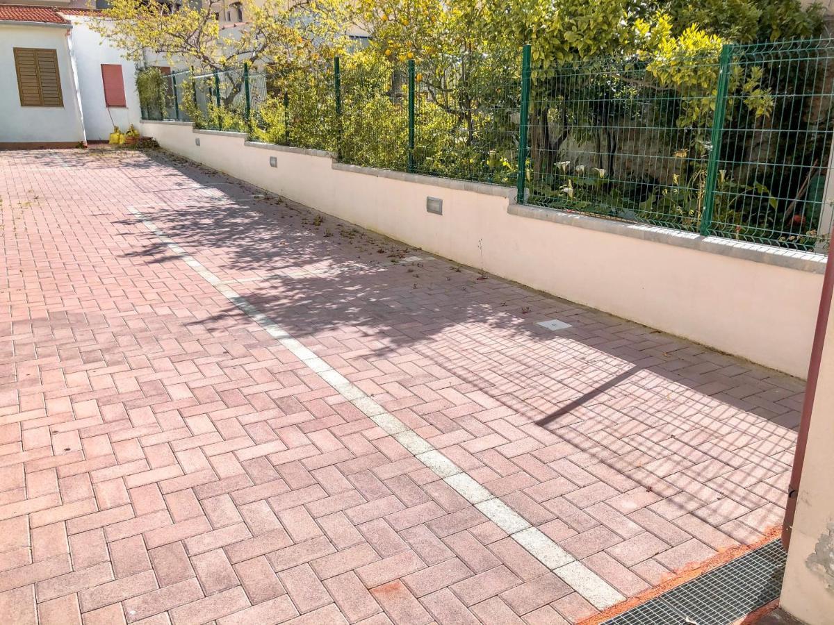 Free Private Parking, New Apartment Альгеро Екстер'єр фото
