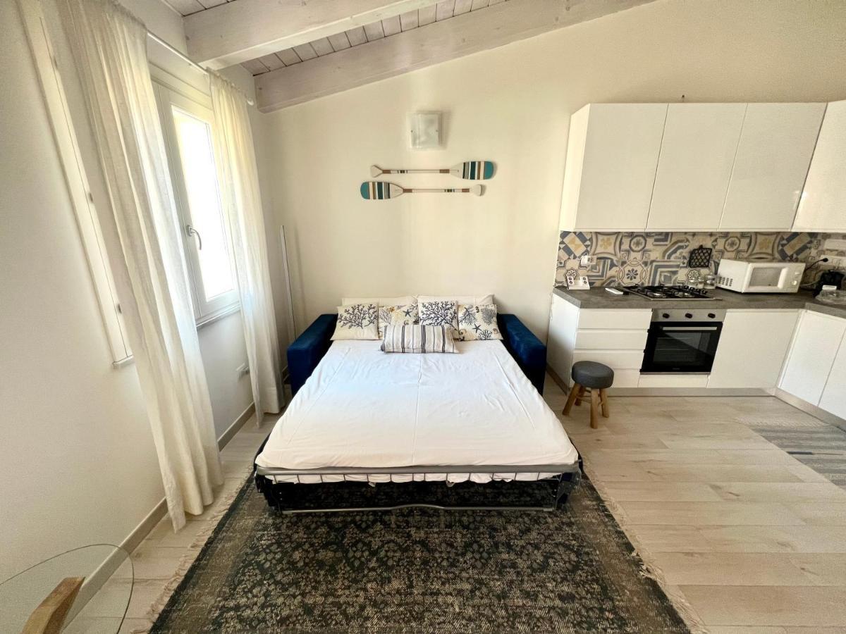 Free Private Parking, New Apartment Альгеро Екстер'єр фото